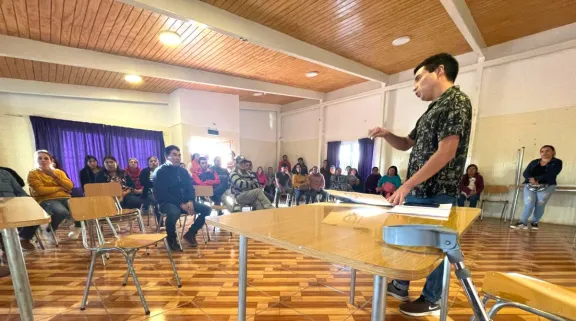 Temporeros de Monte Patria acusan cesantía a causa de la sequía