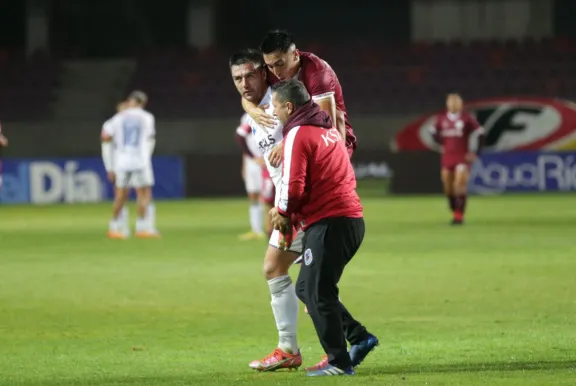 "Ordinario has sido siempre": Jugador de Santa Cruz arremete contra DT de Deportes La Serena