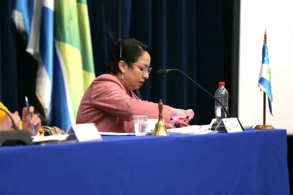 “Una vergüenza regional”: Bochornoso desaire de Krist Naranjo a gobernador de San Juan