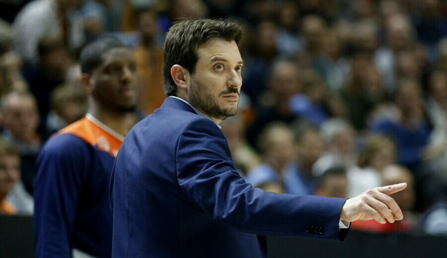 Las palabras de Xavi Albert tras la derrota del Valencia Basket en Manresa