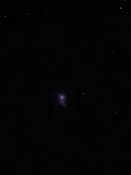 ¿Lo viste? Extraño haz de luz en el cielo inquietó a chilenos: si no era un OVNI, ¿qué fue?