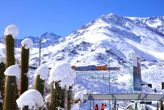 ¿Cuánta nieve y lluvia caerá en la región? Meteorólogos actualizan paso de sistema frontal