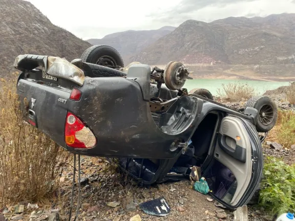 Concejal de Vicuña sufre accidente en ruta D-41 a la altura del Embalse Puclaro