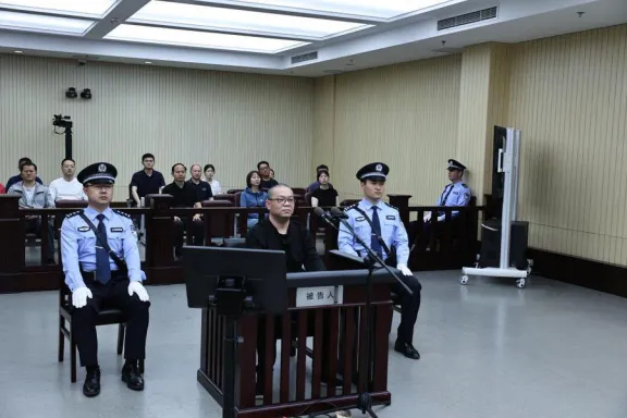 Wow: China condena a muerte al exdirector de un banco por el delito de sobornos