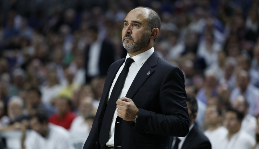 Chus Mateo, elegido Entrenador del Año en la Euroliga: así han sido las votaciones de los técnicos