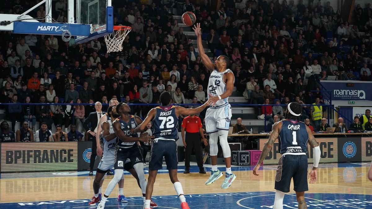 El UCAM Murcia ficha a Yannis Morin para los playoffs