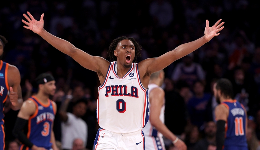 La secuencia de Tyrese Maxey que mantiene vivos a los Sixers en los playoffs de la NBA