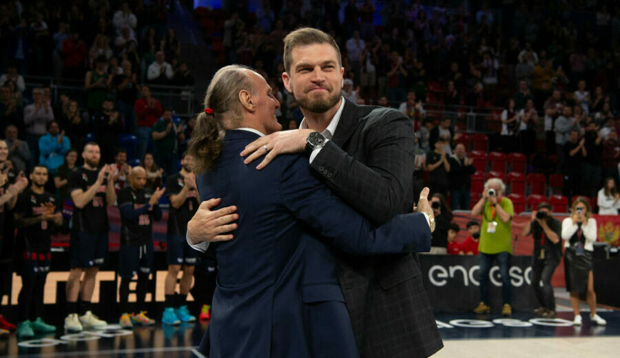 El emotivo discurso de Tiago Splitter en la retirada de su camiseta con el Baskonia