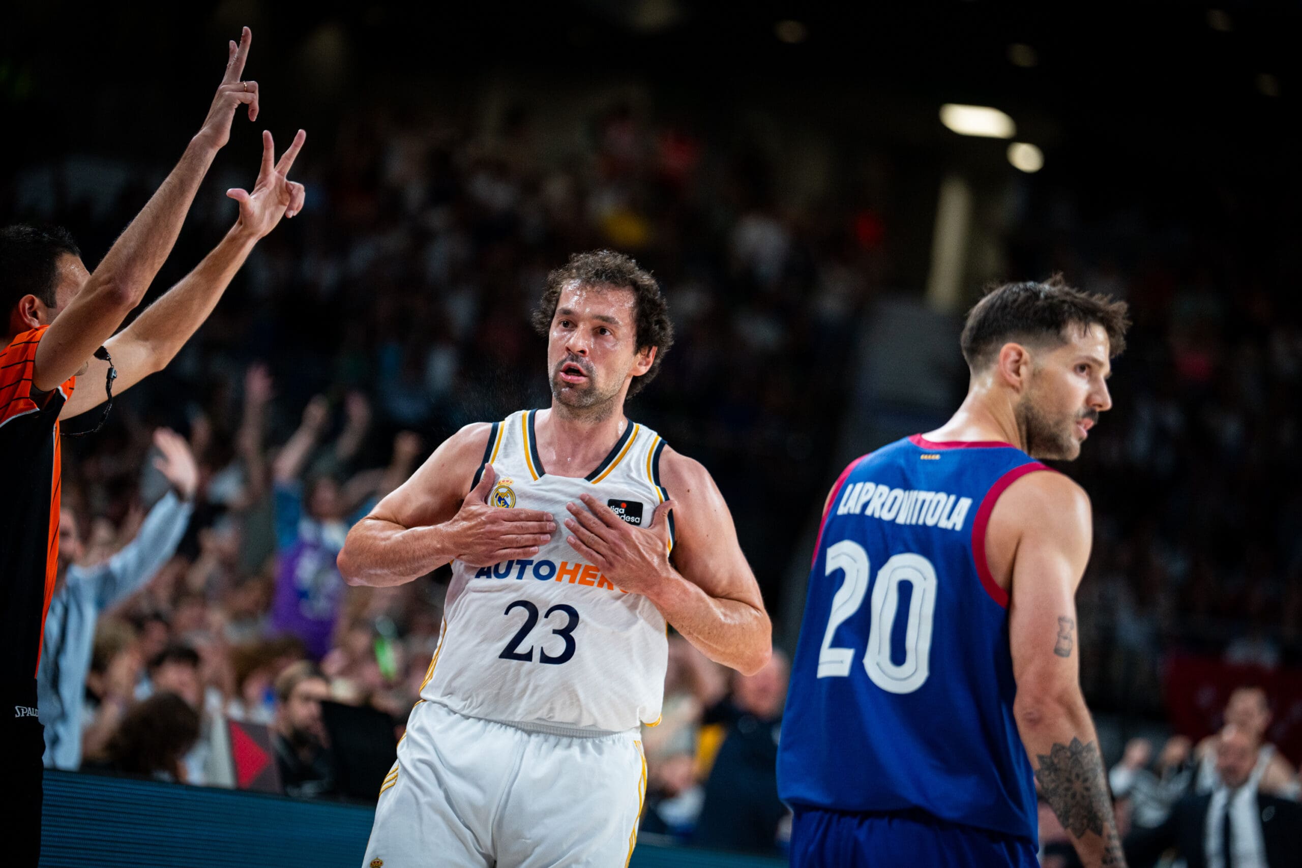 Llull lo vuelve a hacer: el Madrid pone el 2-0 ante el Barça con otra exhibición