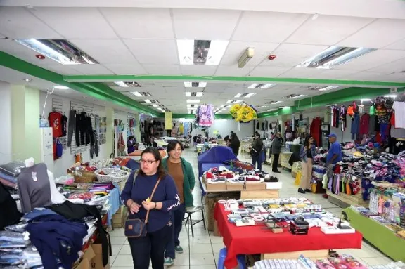 ¿Por qué Coquimbo sí y La Serena no? Las claves de recuperación del centro y reubicación de ambulantes