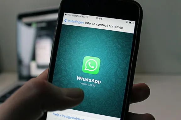 Alertan de nueva estafa que involucra llamadas y contactos de WhatsApp: "Tengo algo que decirte, agrégame"