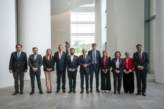 “El Presidente me llamó para que lo acompañara”: Gahona, único parlamentario de la región en gira por Europa