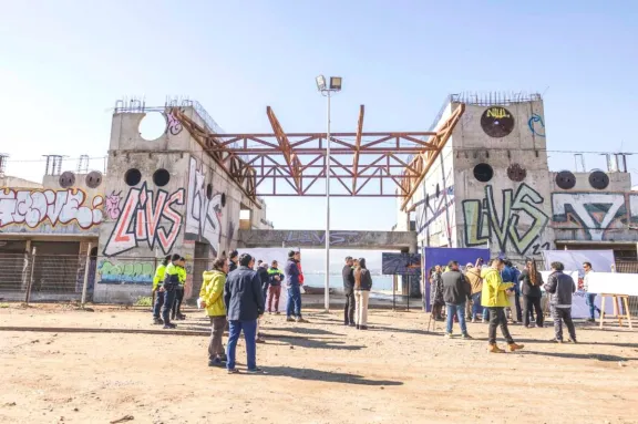 Proyecto emblemático para Coquimbo: Avanzan gestiones para retomar las obras del Mercado del Mar