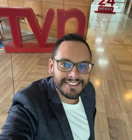 Controversia: Kevin Felgueras se refirió a su salida de TVN y aclaró declaraciones sobre Carla Jara