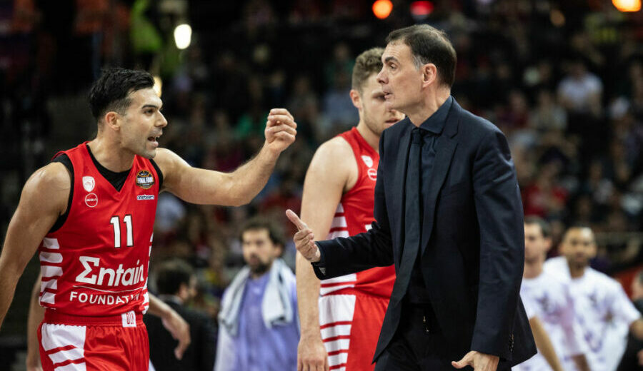 La respuesta de Bartzokas a Sloukas por sus palabras contra el entrenador del Olympiacos