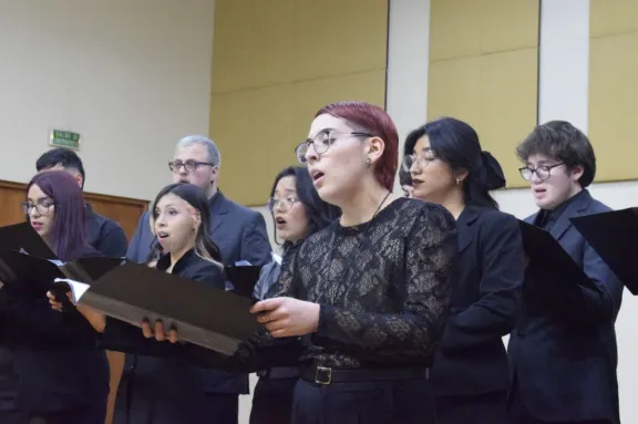 El Coro de Cámara de USerena protagonizó una emotiva noche musical, rindiendo homenaje a Gabriel Fauré