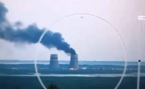 Reportan incendio en central nuclear ucraniana bajo control ruso