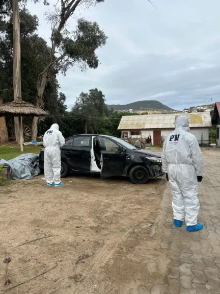 Macabro: Tres hombres apuñalan a mujer y la abandonan en sitio eriazo en Coquimbo