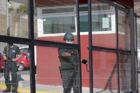 Internos de Huachalalume introducen recurso judicial para acceder a sus herramientas de trabajo
