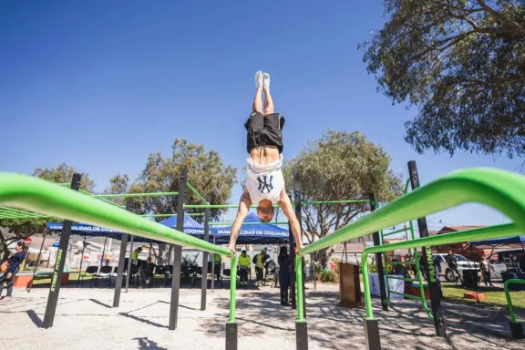 Inauguran en Punta Mira uno de los circuitos de calistenia más completos del país