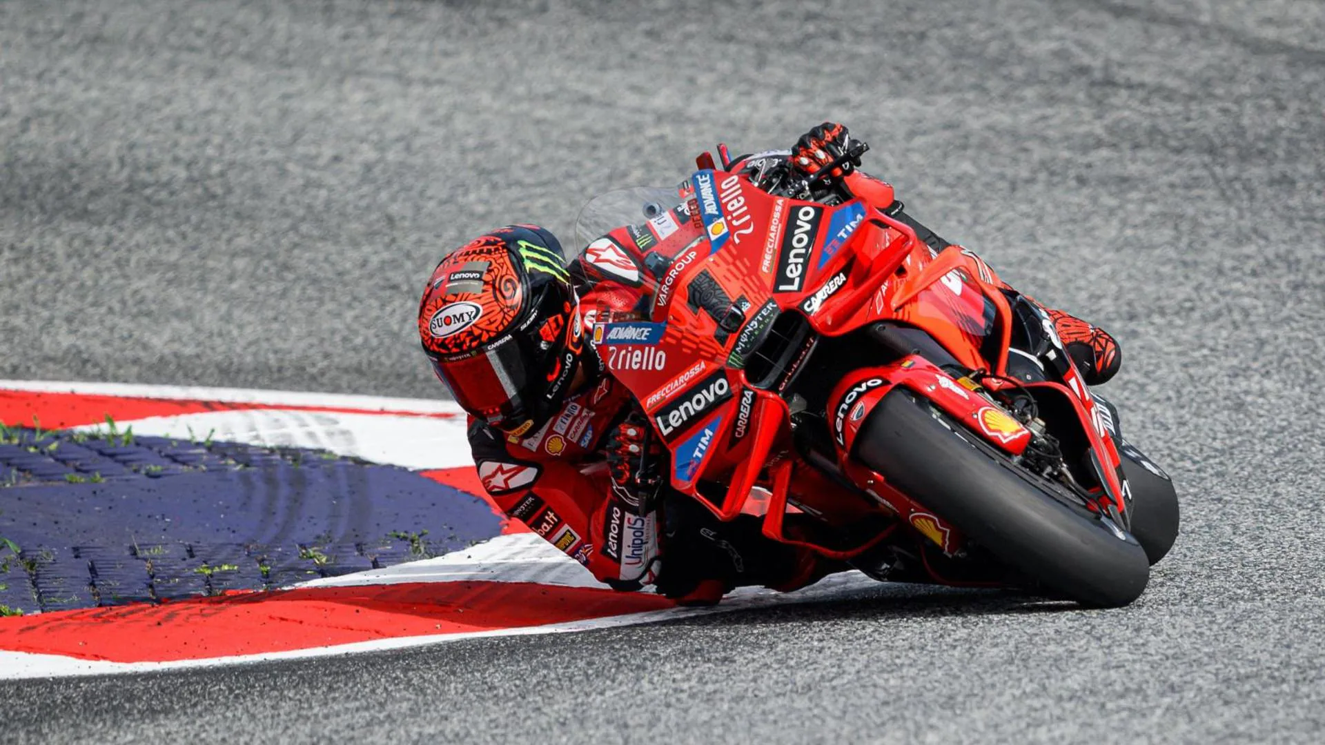 Bagnaia empieza de récord y Márquez está en la pelea