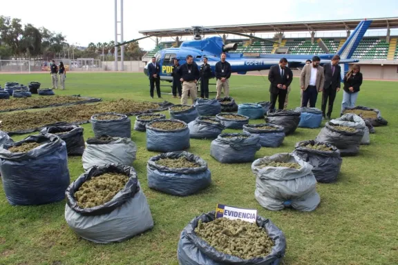 “Un descriterio”: Parlamentarios cuestionan la libertad de traficantes tras pagar fianza de $46 millones