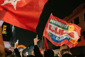 Del Caño y Bregman destacan la movilización popular en Brasil y convocan a enfrentar a la ultraderecha