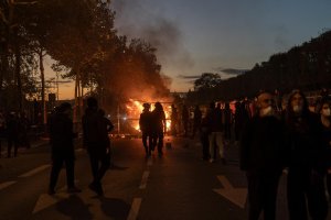 La rebelión en París proyecta su eco sobre Europa y el mundo