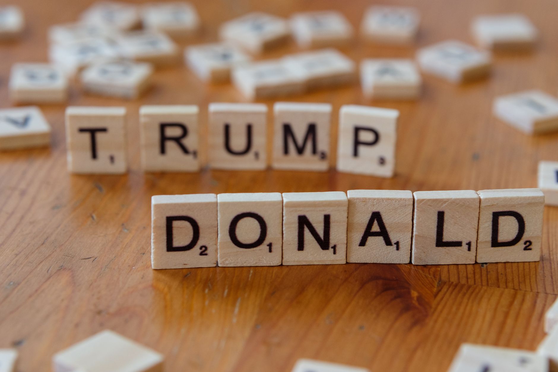 Las fracturas de MAGA: guerra, élites y sucesión en el trumpismo