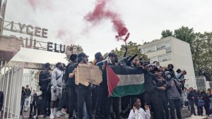 Movilización de secundarios en Francia: reclamos educativos, represión y un malestar generacional