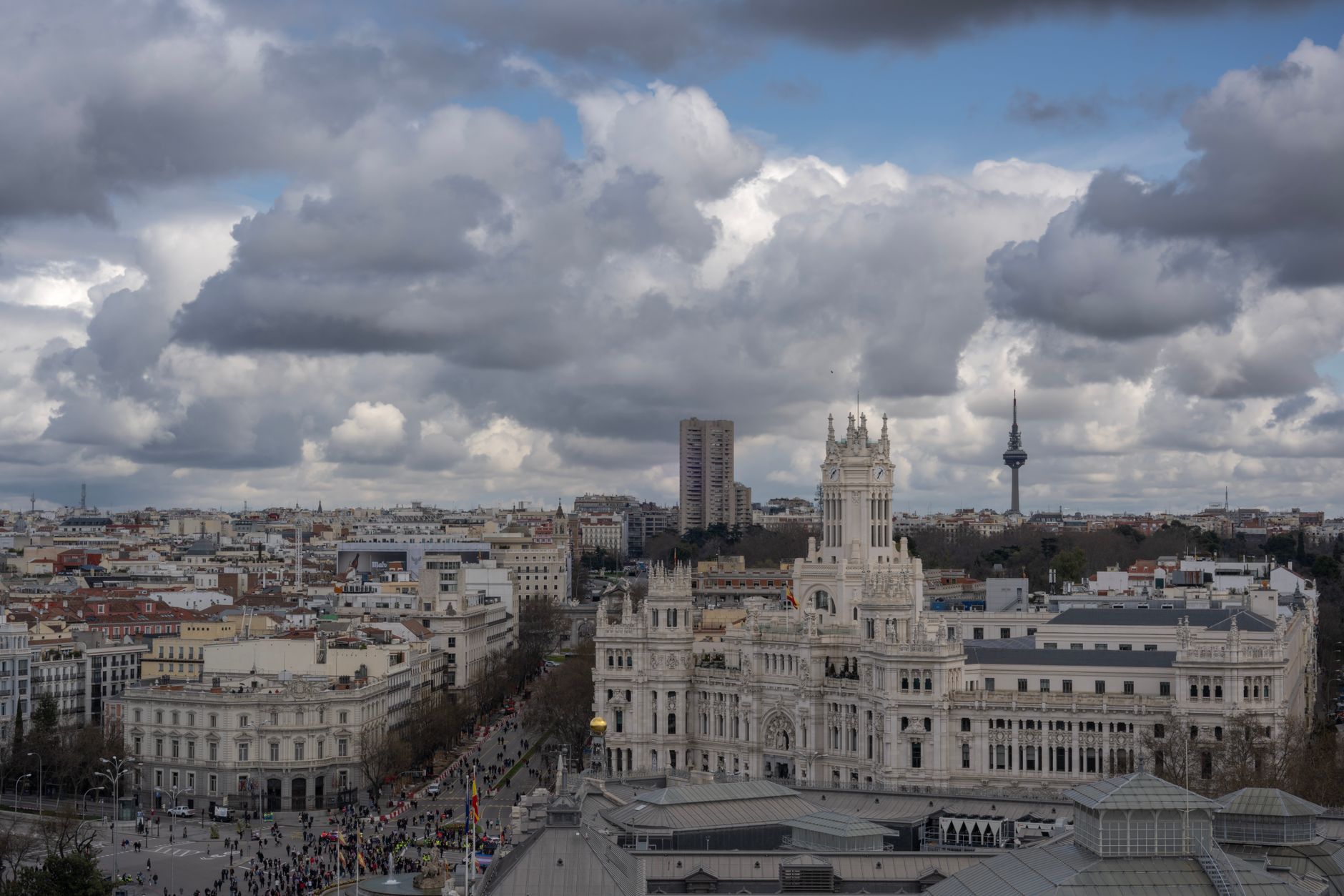Multitudinarias protestas por la vivienda reclaman una huelga general en el Estado español